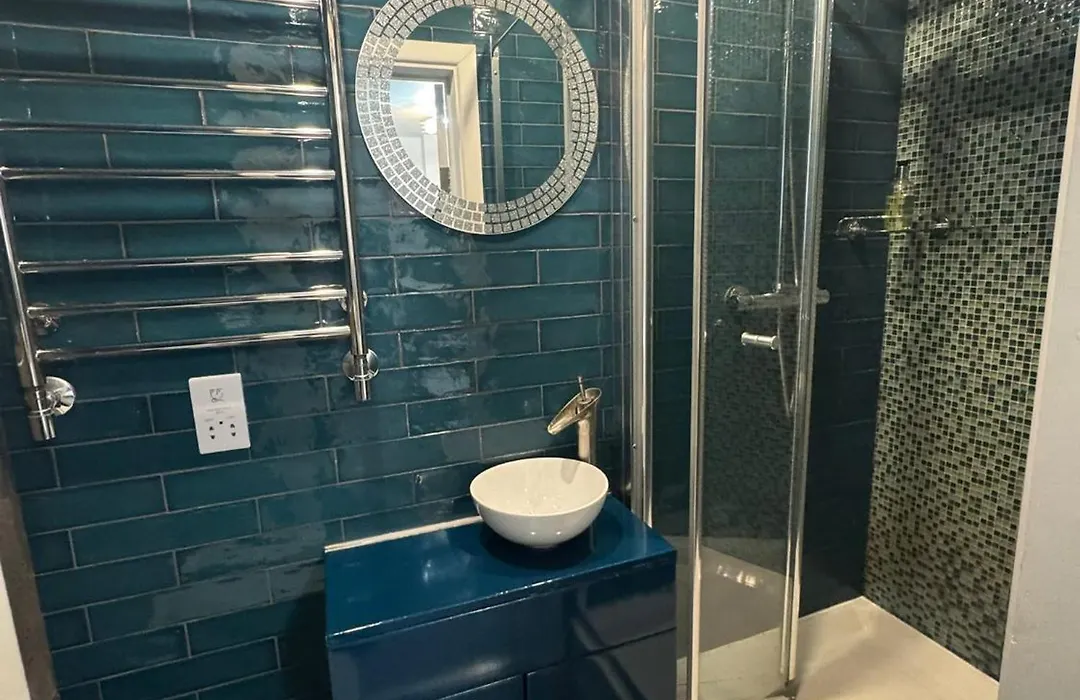 Oyo Newquay Beach Hotel-1